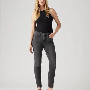 Levi’s 311 SHAPING SKINNY WOMEN'S JEANS Women's Bloom Black Jeans Size 27
